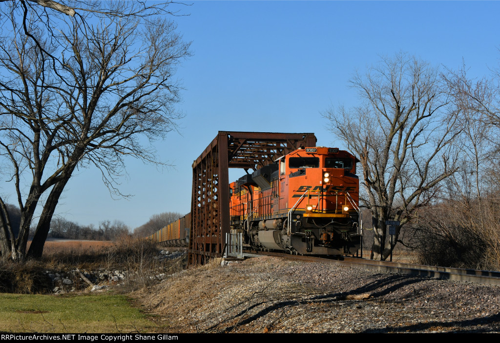 BNSF 9307